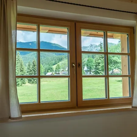 Planinska Koca Na Uskovnici Guest house