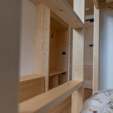 Gæstehus Planinska Koca Na Uskovnici