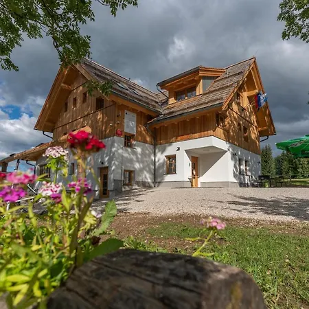 Penzion Planinska Koca Na Uskovnici
