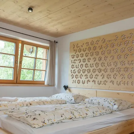 Planinska Koca Na Uskovnici Guest house