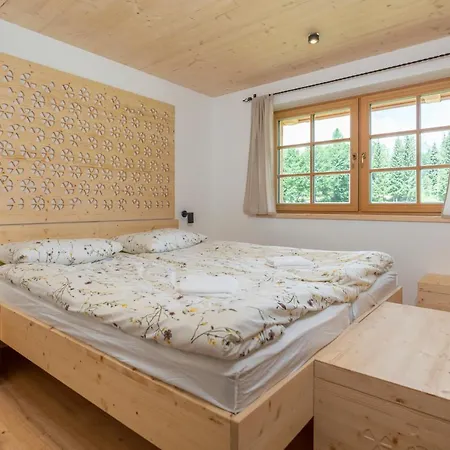 Planinska Koca Na Uskovnici * Srednja Vas v Bohinju