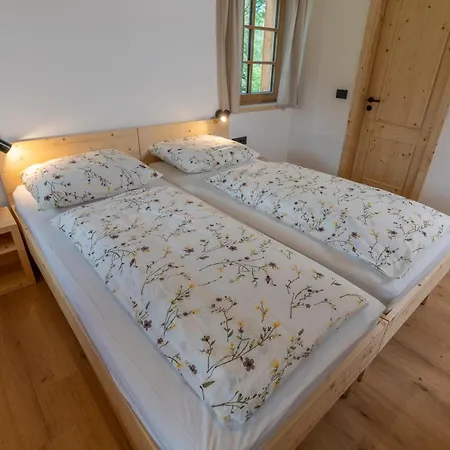 Pensión Planinska Koca Na Uskovnici