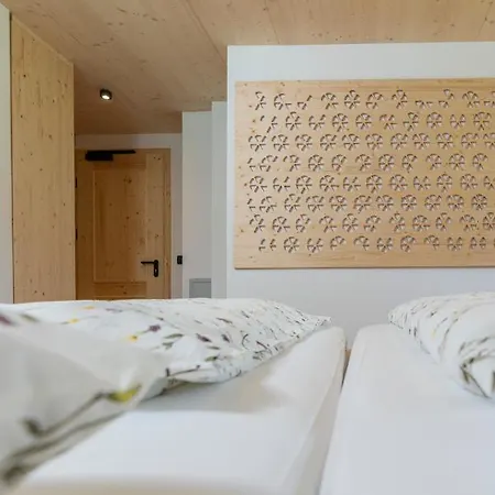 Planinska Koca Na Uskovnici * Srednja Vas v Bohinju