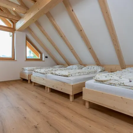 Planinska Koca Na Uskovnici Pensión Srednja Vas v Bohinju