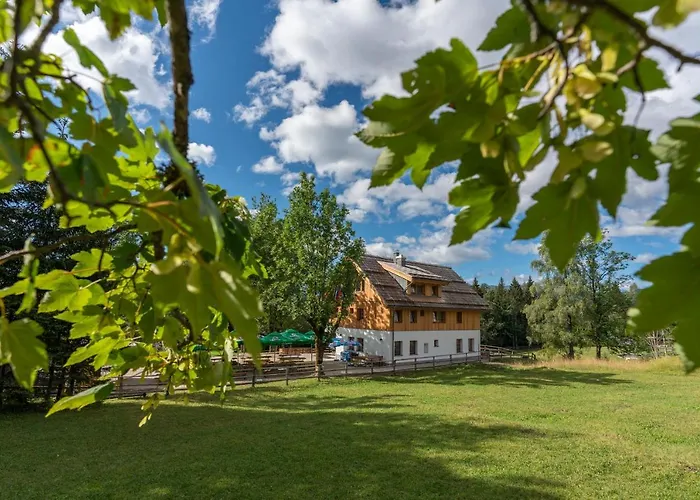 Planinska Koca Na Uskovnici * Srednja Vas v Bohinju