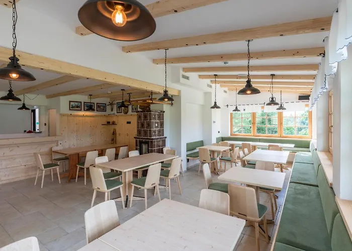 Planinska Koca Na Uskovnici