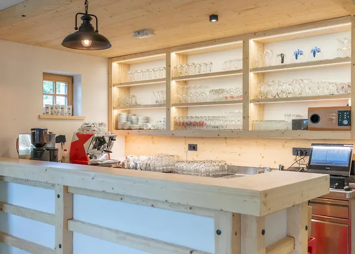 Gasthuis Planinska Koca Na Uskovnici *