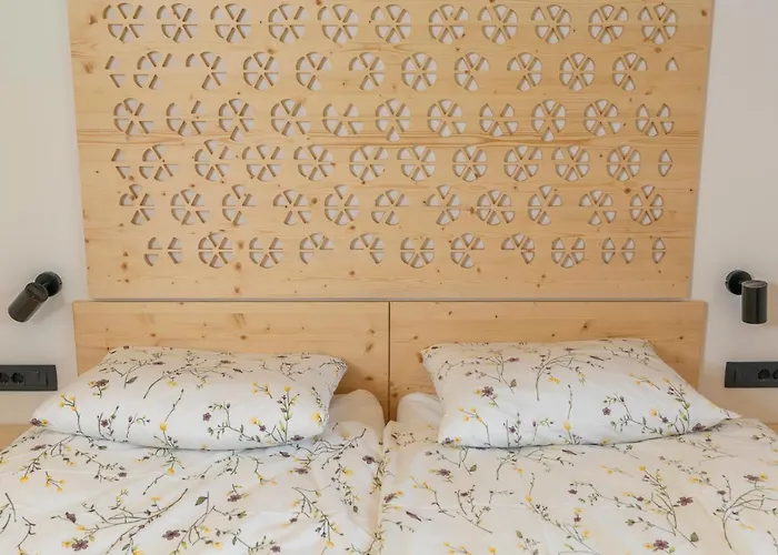 Planinska Koca Na Uskovnici * Srednja Vas v Bohinju