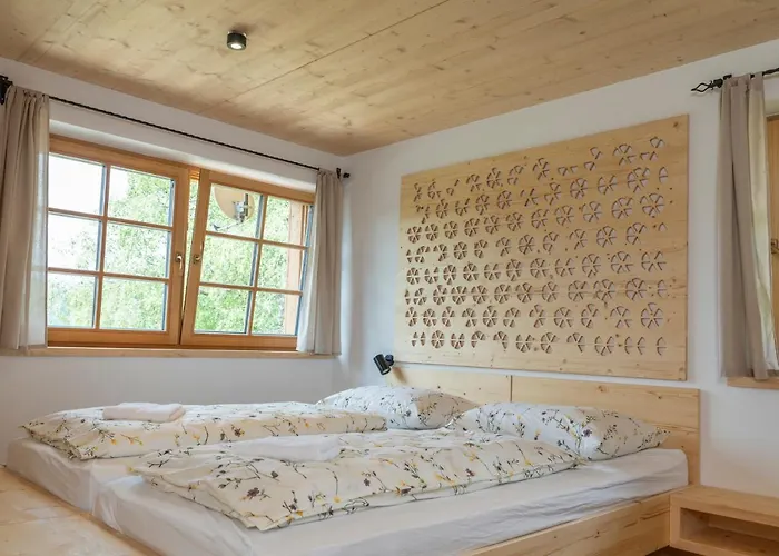 Planinska Koca Na Uskovnici Guest house