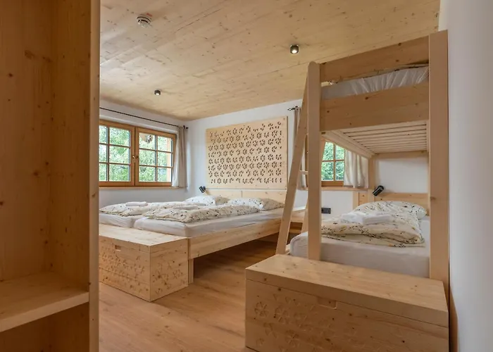 Planinska Koca Na Uskovnici *