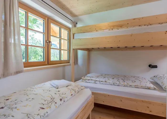 Planinska Koca Na Uskovnici Guest house