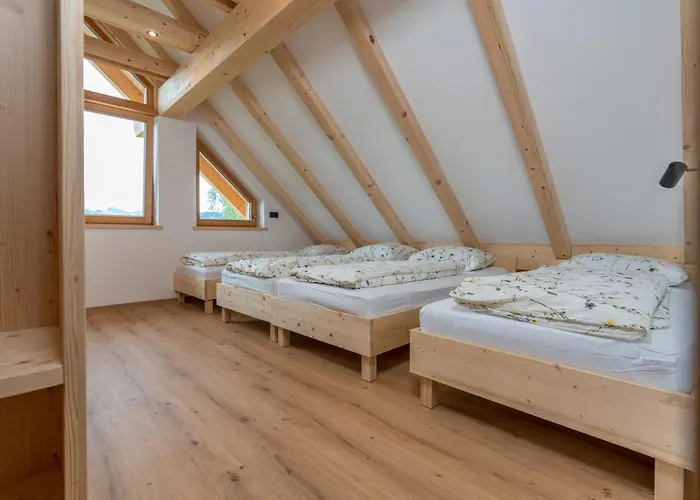 Planinska Koca Na Uskovnici Guest house Srednja Vas v Bohinju