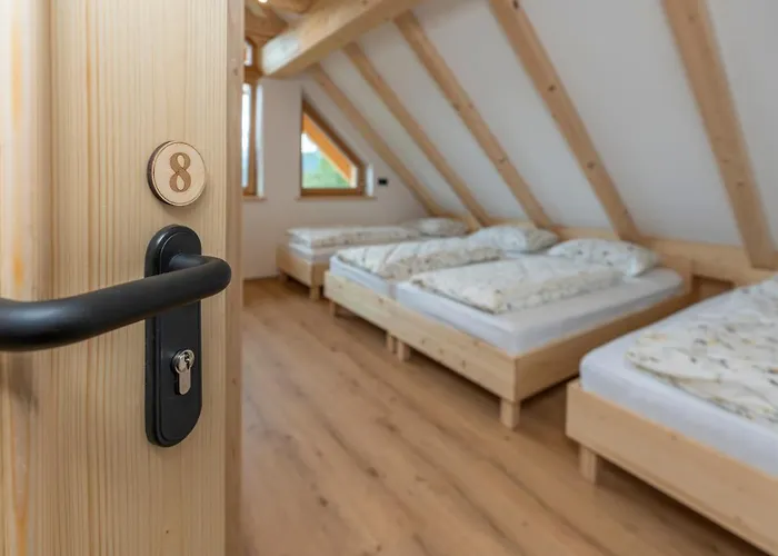 Planinska Koca Na Uskovnici Guest house